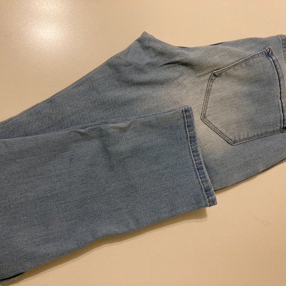 Loved, Like New Women's Light Blue Kensie Jeans Size 8US/39EU - Picture 5 of 9